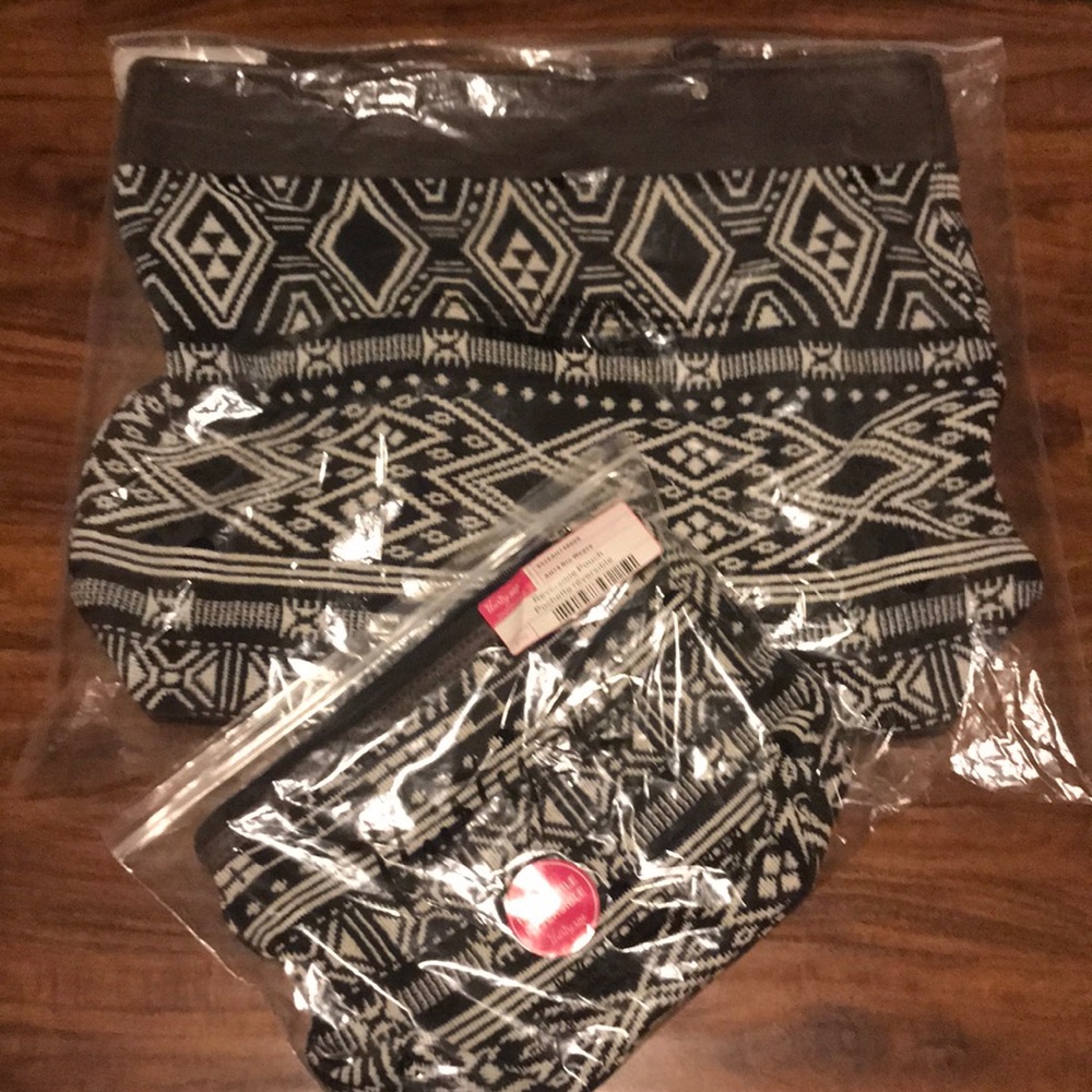 New thirty one reversible tote and pouch rio weave
